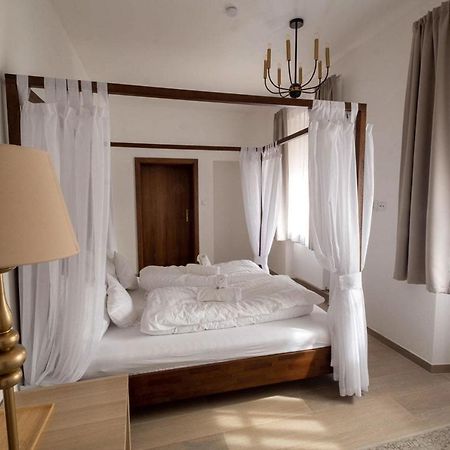 Hotel Penzion Stara Posta Kovalovice Esterno foto