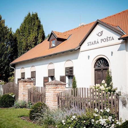 Hotel Penzion Stara Posta Kovalovice Esterno foto