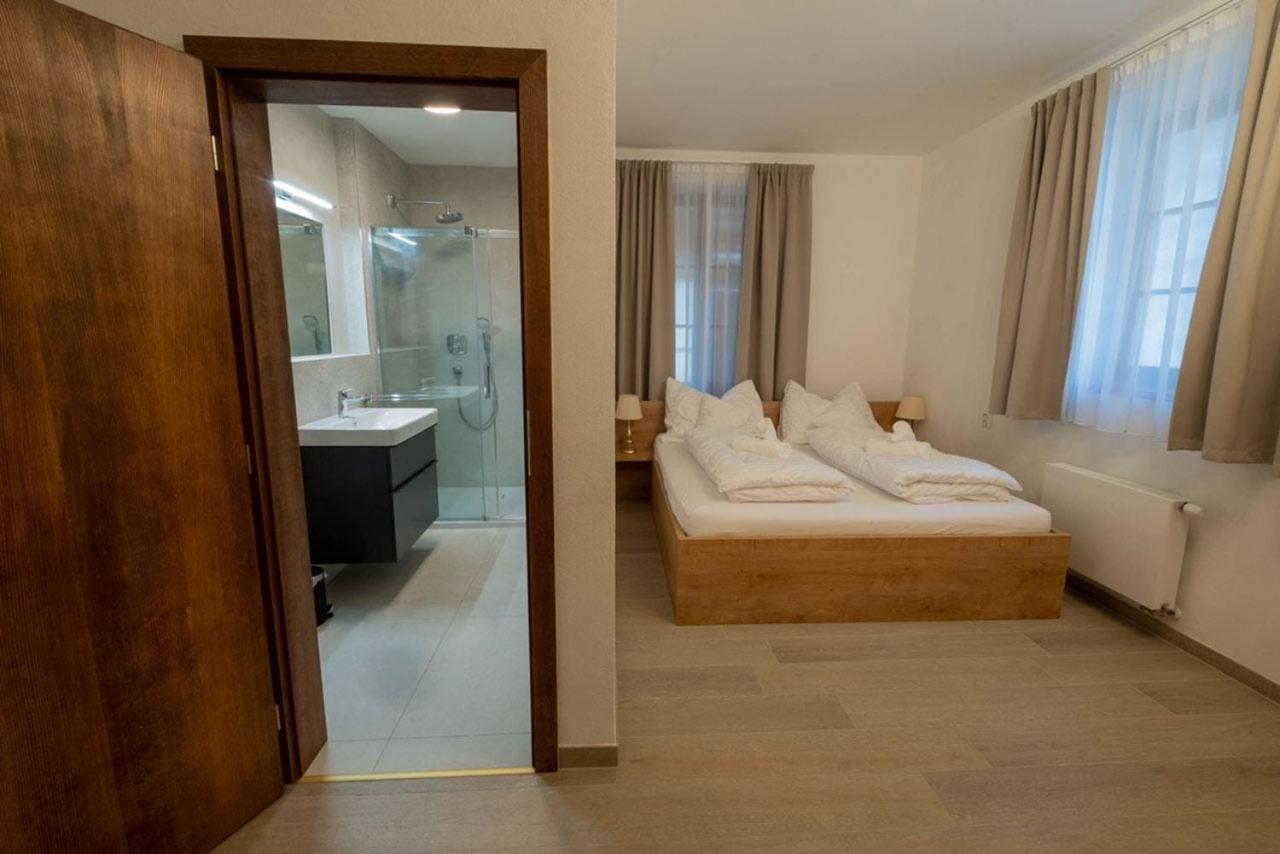 Hotel Penzion Stara Posta Kovalovice Esterno foto